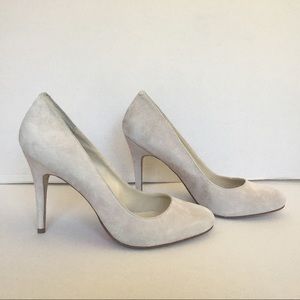 NWT - Kate & Mel Light Lilac Suede Pump